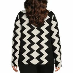 Coupon 🔔 Investments Plus Size Chevron Print Long Sleeve Funnel Mock Neck Sweater Black/jolly Green Chevron 👍 -Investments Shop unnamed file 1341