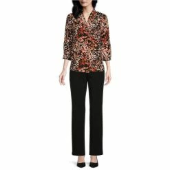 Outlet ✔️ Investments Petite Size Caroline Signature V-Neck 3/4 Sleeve Printed Button Front Top Dotted Movements 🔥 -Investments Shop unnamed file 1427