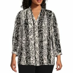 Discount 🎁 Investments Plus Size Caroline Signature V-Neck 3/4 Sleeve Linear Vines Print Button Front Top ✨