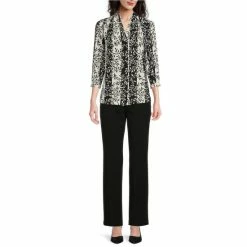 Hot Sale 👏 Investments Petite Size Caroline Signature V-Neck 3/4 Sleeve Linear Vines Print Button Front Top 🔔 -Investments Shop unnamed file 1560