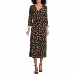 Best reviews of 🤩 Investments Petite Size Soft Separates Surplice V-Neck 3/4 Sleeve Blocked Etchings Print Faux Wrap Midi 👗 Dress ⭐