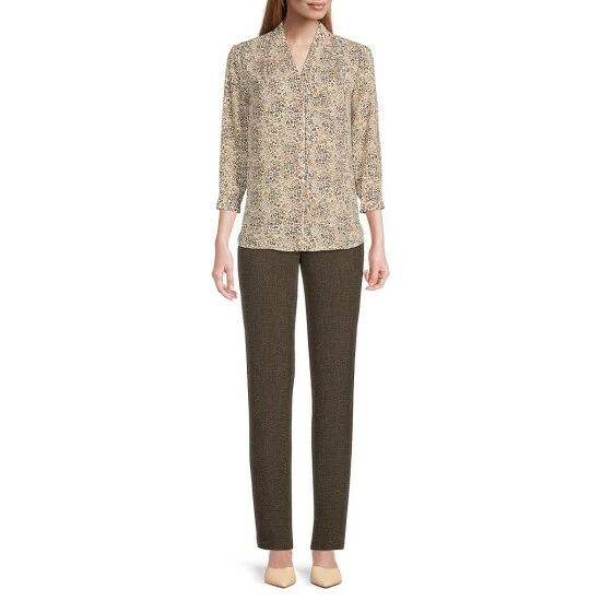 New ๐ฏ Investments Caroline Signature V-Neck 3/4 Sleeve Serene Leopard Print Button Front Top โค๏ธ 3 New ๐ฏ Investments Caroline Signature V-Neck 3/4 Sleeve Serene Leopard Print Button Front Top โค๏ธ - Image 3