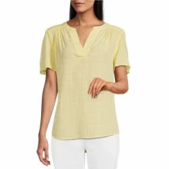 Hot Sale ❤️ Investments Woven Short Sleeve Pleated Split V-Neck Top Pale Banana ⭐