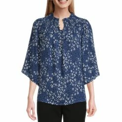 Brand new 🥰 Investments Cheetah Spot Print 3/4 Sleeve Smocked Crew Neck Partial Button Front Top ⭐