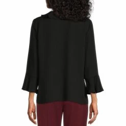 Brand new 🎉 Investments Riley Woven Cascading Ruffle V-Neck 3/4 Sleeve Top Ocean Depths 💯 13 Brand new 🎉 Investments Riley Woven Cascading Ruffle V-Neck 3/4 Sleeve Top Ocean Depths 💯 -Investments Shop unnamed file 203