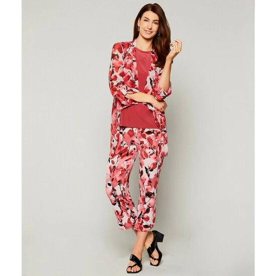 Promo β Investments Soft Separates Watercolor Leaves Floral Print Crop Straight Leg Tulip Hem Pull-On Coordinating Pants π₯° 4 Promo β Investments Soft Separates Watercolor Leaves Floral Print Crop Straight Leg Tulip Hem Pull-On Coordinating Pants π₯° - Image 4