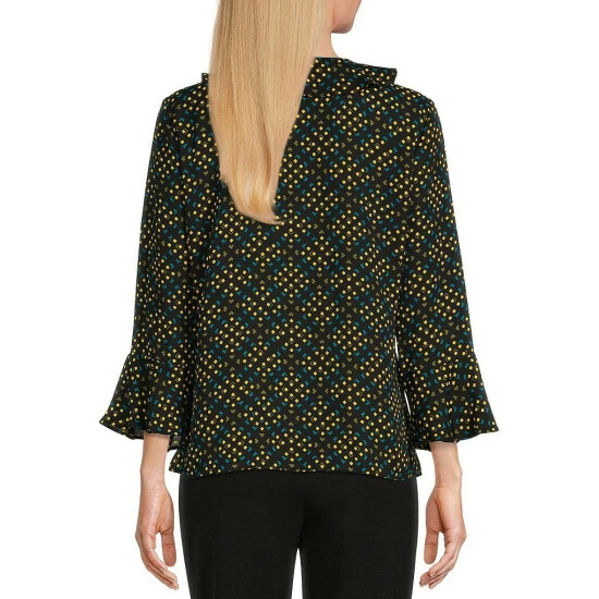 Brand new ๐ Investments Riley Diamond Kaleidoscope Print Woven Ruffle V-Neck 3/4 Sleeve Top ๐ 2 Brand new ๐ Investments Riley Diamond Kaleidoscope Print Woven Ruffle V-Neck 3/4 Sleeve Top ๐ - Image 2
