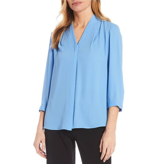 Coupon ✔️ Investments Caroline Signature V-Neck 3/4 Sleeve Button Front Top Stoplight Red 🎉 7 Coupon ✔️ Investments Caroline Signature V-Neck 3/4 Sleeve Button Front Top Stoplight Red 🎉 - Image 7